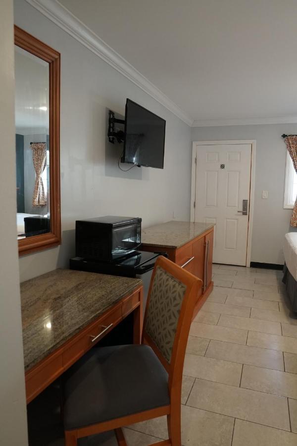 וויילדווד Sunrise Inn מראה חיצוני תמונה