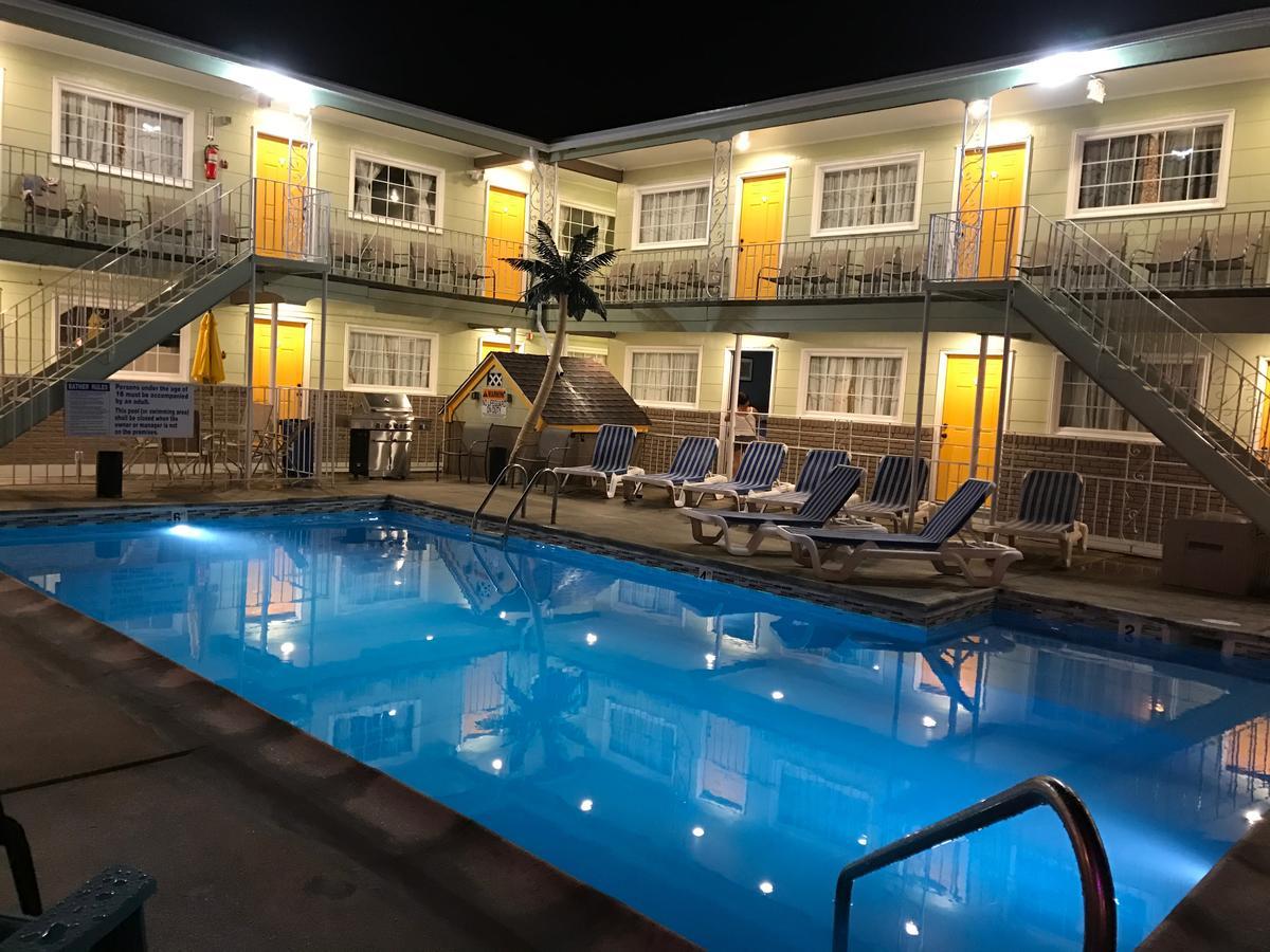 וויילדווד Sunrise Inn מראה חיצוני תמונה